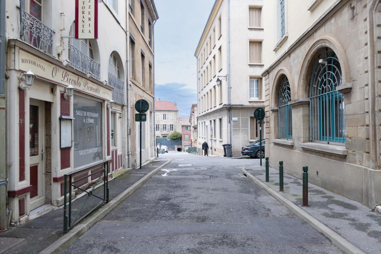 Appartement Lumineux 1 Chambre Hypercentre Place St Jean Valence (Drome) Exterior foto